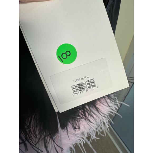 Mac Duggal NWT Feather Finished Short Beaded Beaded Dress in Black Size 2 - Picture 5 of 7